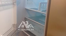 Перенавесить двери холодильника