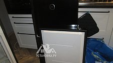 Установить холодильник отдельностоящий Gorenje