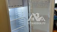 Установить  отдельностоящий  холодильник