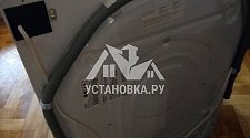 Установить встраиваемую стиральную машину Hotpoint-Ariston CAWD 1297 на кухне