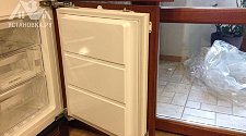 Установить холодильник Electrolux ENC2854AOW