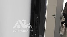 Установить/подвесить и настроить телевизор