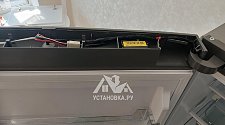 Перенавесить двери холодильника
