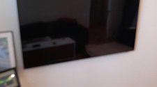 Установить/подвесить и настроить телевизор