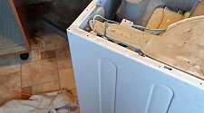 Демонтировать и установить отдельно стоящую стиральную машину индезит на кухне
