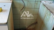 Демонтировать и установить новую стиральную машину Indesit отдельно стоящую на кухне