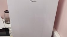 Установить новый отдельно стоящий холодильник 