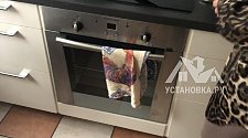 Установить/Подключить плиту/варочную панель.
