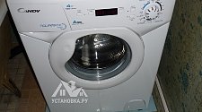 Установить в ванной стиральную машину Candy AQUA 2D1140-07