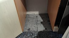 Демонтировать два внешних блоков кондиционера и посудомоечную машину