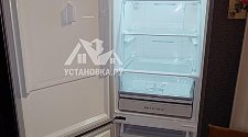 Перенавесить двери холодильника