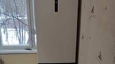Установить новый отдельно стоящий холодильник