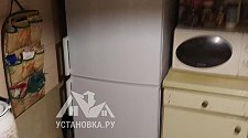 Перенавесить двери холодильника