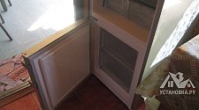 Перевесить двери на отдельностоящем холодильнике Liebherr CUsl 2811