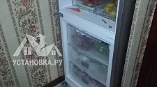 Перевесить двери на отдельностоящем холодильнике Liebherr