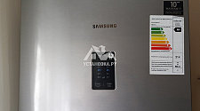 Перевесить двери с электронным дисплеем на новом холодильники Samsung