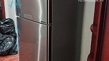 Установить новый отдельно стоящий холодильник