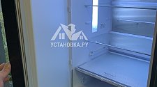 Установить холодильник