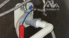 Проверить правильность установки картриджей фильтра питьевой воды