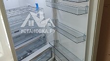Установить новый отдельно стоящий холодильник