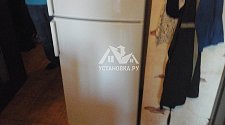 Установить отдельностоящий холодильник Горизонт