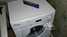 Установить в ванной стиральную машину Candy AQUA 2D1140-07