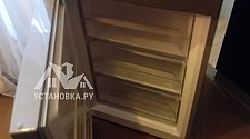 Установить новый отдельно стоящий холодильник