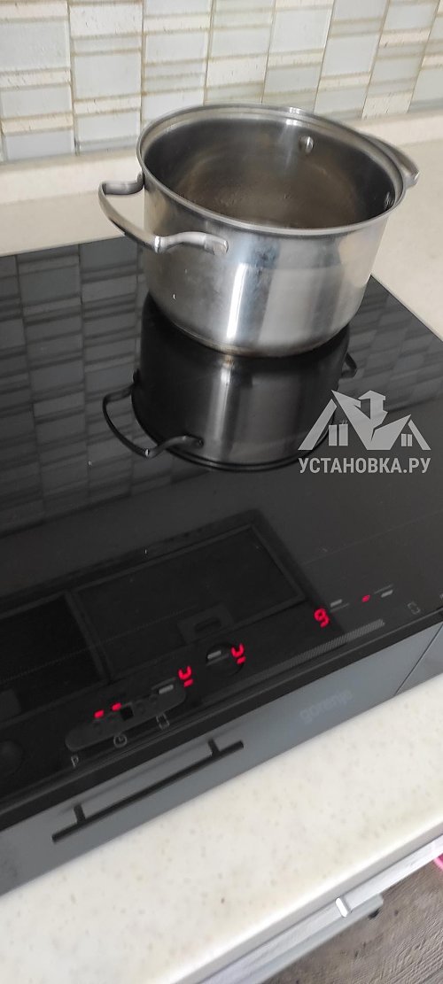 Установить встраиваемую электрическую панель