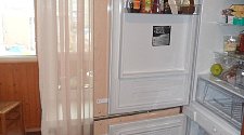 Навесить фасады на встроенный холодильник Hotpoint-Ariston BCB 33 A 