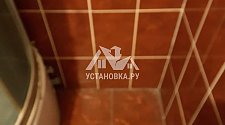 Демонтировать и установить в ванной комнате отдельностоящую стиральную машину индезит на готовые коммуникации на место старой