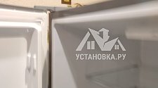 Перевесить двери на холодильнике