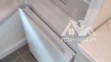 Перевесить двери на холодильнике - мастер Алексей Владимирович, выполнено 16.10.2025г. © Установка.ру Перевесить двери на холодильнике