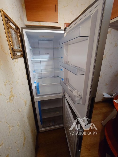 Перевесить двери на холодильнике