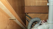 Установить отдельностоящую стиральную машину Indesit под столешницу