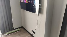 Установить/подвесить и настроить телевизор