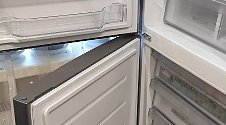 Перенавесить двери холодильника