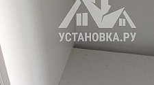 Установить встраиваемый духовой шкаф и варочную панель