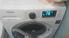 Установить в ванной новую отдельно стоящую стиральную машину Samsung