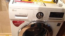 Установить отдельно стоящую стиральную машину LG в ванной