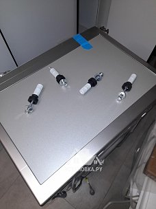 Установить/подключить стиральную машину