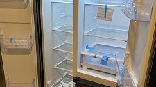 Установить новый отдельно стоящий холодильник Side by Side