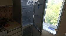 Установить отдельностоящий холодильник BEKO RCNK 270K20 W