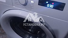 Установить отдельностоящую стиральную машину WHIRLPOOL FWF71251W RU в ванной комнате