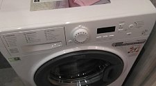 Установить в ванной комнате отдельно стоящую стиральную машину Hotpoint-Ariston VMUF 501 B