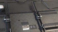 Установить/подвесить и настроить телевизор