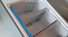 Перенавесить двери холодильника