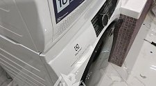 Установить сушильную машину Electrolux EW8H258S