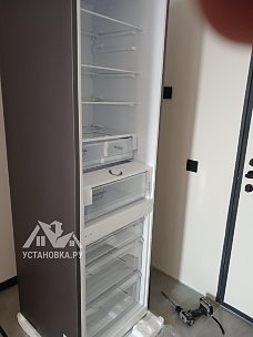 Перевесить двери на новом отдельностоящем холодильнике
