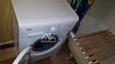 Установить отдельно стоящую стиральную машину Beko WKB 51001 M в ванной комнате