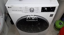Установить в ванной комнате  отдельностоящую стиральную машину LG F-4J6TG1W
